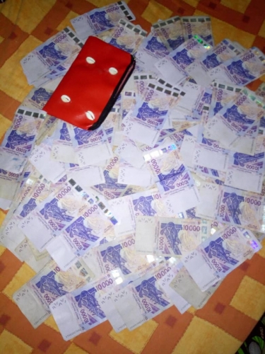 PORTE MONNAIE MAGIQUE MULTIPLICATEUR DE BILLET