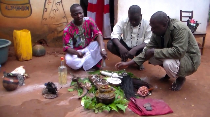 MARABOUT AFRICAIN AUTHENTIQUE ET CERTIFIE PAR L'INAD GBEGUI