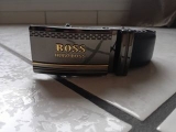 Ceinture Hugo Boss en cuire neuve